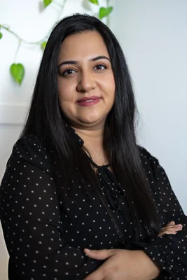 Image of Charneet Aulakh, Associate